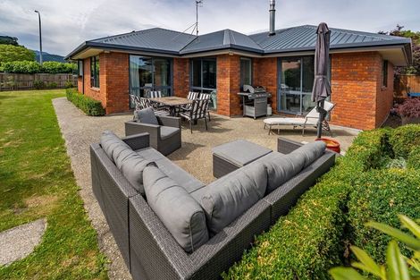 Photo of property in 53 Starveall Street, Brightwater, 7022