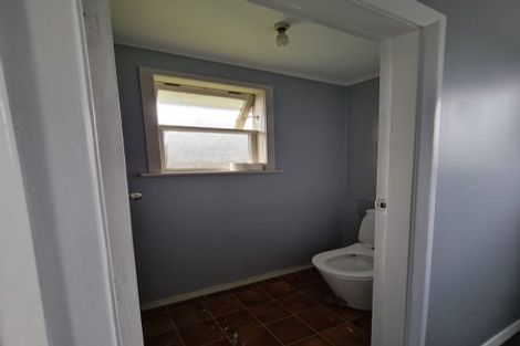 Photo of property in 52 Bell Street, Tawa, Wellington, 5028