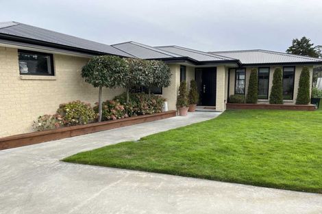 Photo of property in 14 Middleton Way, Ashhurst, 4810