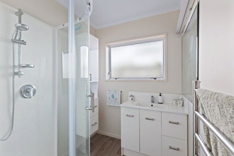 Photo of property in 20 Stoke Street, Westown, New Plymouth, 4310