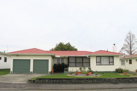 Photo of property in 28 Gallipoli Road, Onekawa, Napier, 4110