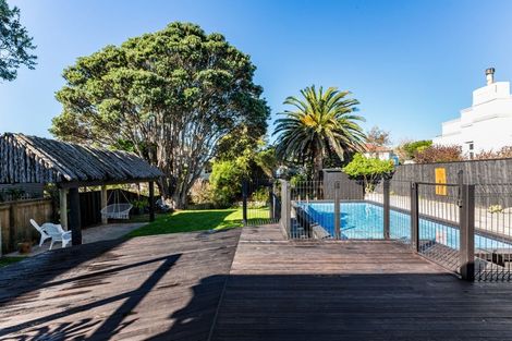 Photo of property in 16 Manly Street, Paraparaumu Beach, Paraparaumu, 5032