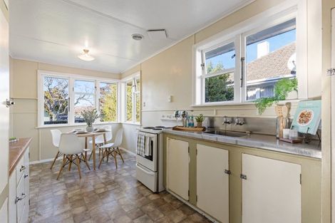 Photo of property in 32 Cardiff Street, Awapuni, Palmerston North, 4412