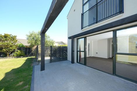 Photo of property in 3 Bottle Lake Drive, Parklands, Christchurch, 8083