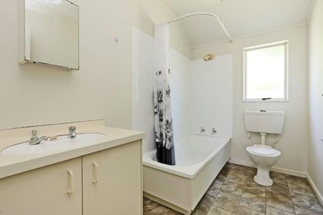 Photo of property in 2/903 Lyell Street, Akina, Hastings, 4122