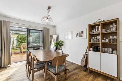 Photo of property in 39 Rebecca Rise, Weymouth, Auckland, 2103