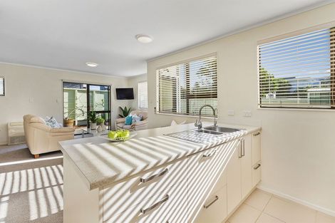 Photo of property in 20b Acheron Road, Paremata, Porirua, 5026