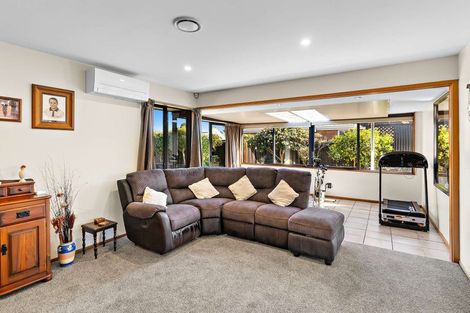 Photo of property in 57 Queenspark Drive, Parklands, Christchurch, 8083