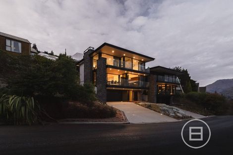 Photo of property in 7b Wakatipu Heights, Queenstown, 9300