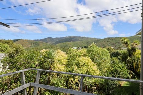 Photo of property in 140 The Ridgeway, Mornington, Wellington, 6021