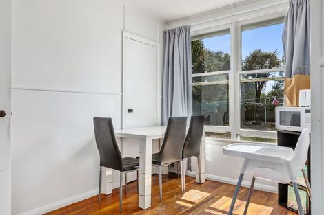 Photo of property in 33 Railway Crescent, Masterton, 5810