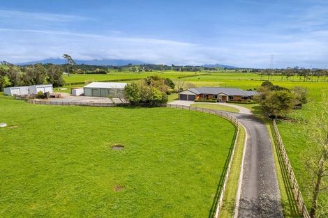 Photo of property in 550 Mountain Road, Lepperton, New Plymouth, 4373