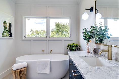 Photo of property in 121 Lane Road, Havelock North, 4130