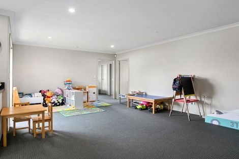 Photo of property in 15 Jasmine Place, Cambridge, 3434