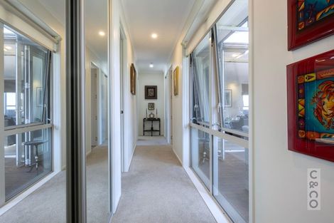 Photo of property in 11 Canoe Lane, Riverhead, 0820