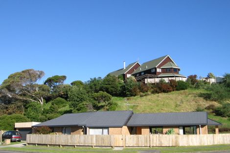 Photo of property in 27 Weggery Drive, Waikanae Beach, Waikanae, 5036
