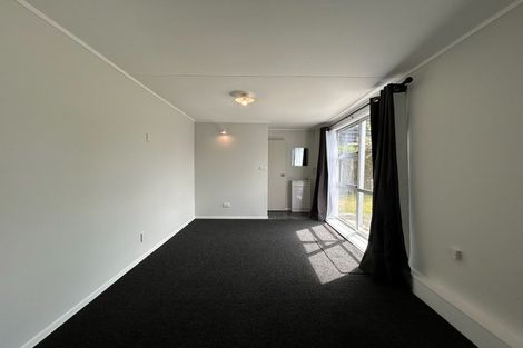 Photo of property in 19 Camellia Avenue, Bell Block, New Plymouth, 4312