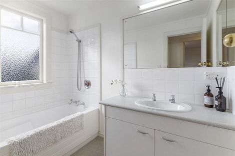 Photo of property in 1/49 Sale Street, Cockle Bay, Auckland, 2014