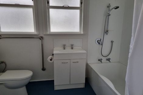 Photo of property in 126 Corinna Street, Waitangirua, Porirua, 5024