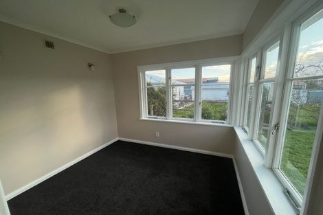 Photo of property in 9 Rata Street, Roslyn, Palmerston North, 4414