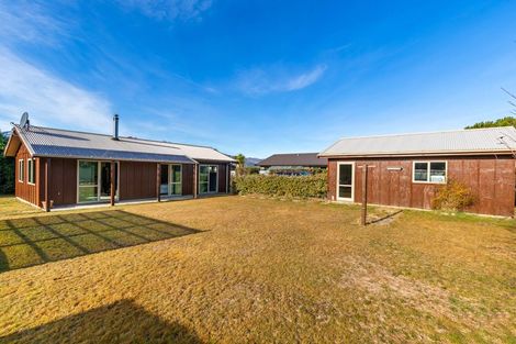 Photo of property in 15 Hewson Crescent, Lake Hawea, Wanaka, 9382