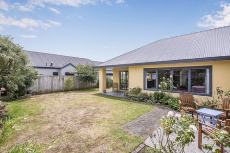 Photo of property in 38 Lorna Irene Drive, Raumati South, Paraparaumu, 5032