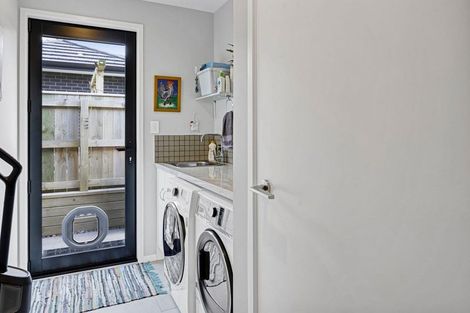 Photo of property in 2 Atea Place, Hawera, 4610