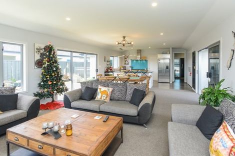 Photo of property in 36 Pelorus Avenue, Poraiti, Napier, 4112