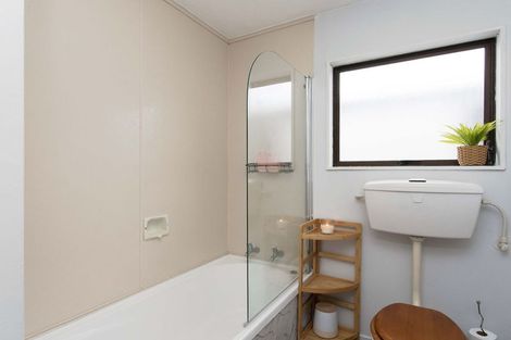 Photo of property in 1/64 Bayswater Crescent, Bromley, Christchurch, 8062