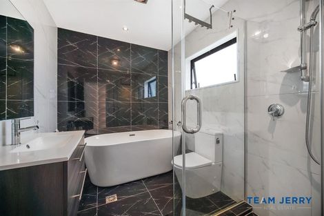 Photo of property in 35 Tumu Road, Papakura, 2110