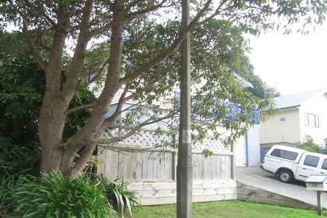 Photo of property in 61 Omapere Street, Whitby, Porirua, 5024