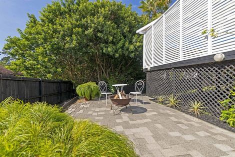 Photo of property in 1/29 Cranston Street, Torbay, Auckland, 0632