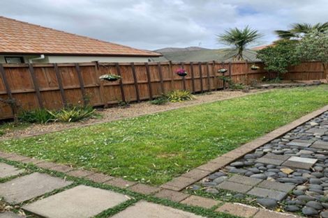 Photo of property in 9 Walnut Lane, Browns Bay, Auckland, 0630