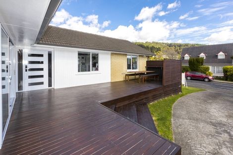 Photo of property in 23 Sunbrae Drive, Silverstream, Upper Hutt, 5019