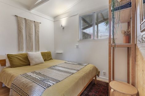 Photo of property in 105 Bell Street, Whangamata, 3620