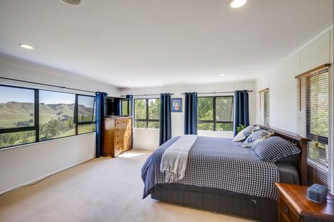 Photo of property in 35 Raratu Road, Kahuranaki, Havelock North, 4295