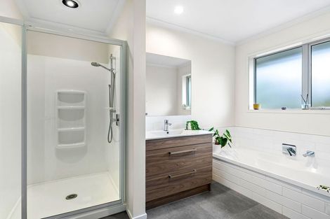 Photo of property in 44 Brenda Gardner Way, Maunu, Whangarei, 0179