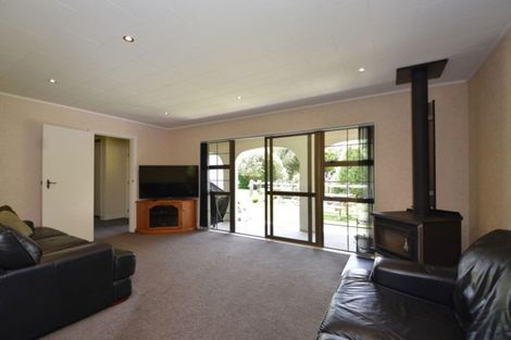 Photo of property in 44 Watt Road, Otatara, Invercargill, 9879