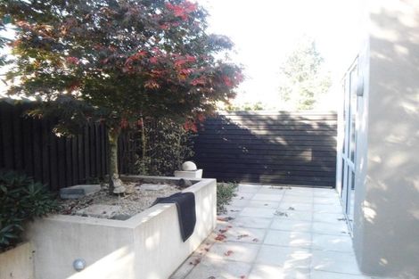 Photo of property in 1/2 Hamilton Avenue, Ilam, Christchurch, 8041