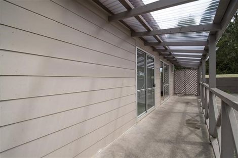 Photo of property in 13 Harrow Place, Manurewa, Auckland, 2102