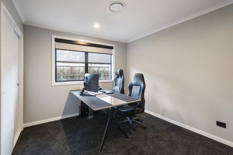 Photo of property in 10 Kanzan Grove, Maewa, 4702