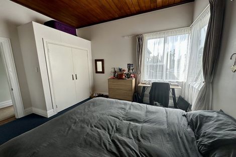 Photo of property in 164 Molesworth Street, New Plymouth, 4312