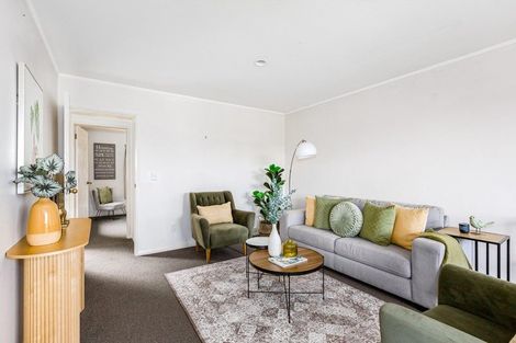 Photo of property in 21 Ladbrooke Drive, Newlands, Wellington, 6037