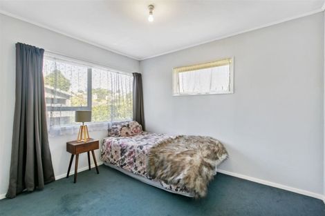 Photo of property in 301 Triangle Road, Massey, Auckland, 0614