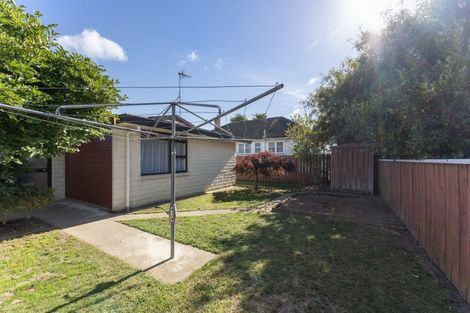 Photo of property in 128 Winchester Street, Levin, 5510