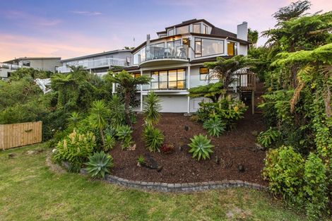 Photo of property in 839 Beach Road, Browns Bay, Auckland, 0630