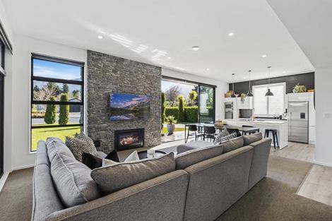 Photo of property in 1 Tennyson Close, Hanmer Springs, 7334