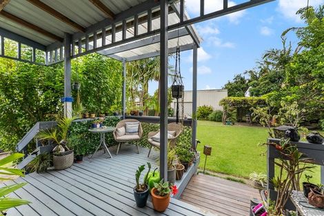Photo of property in 55 Coronation Road, Mangere Bridge, Auckland, 2022