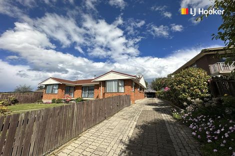 Photo of property in 30 Walton Park Avenue, Fairfield, Dunedin, 9018