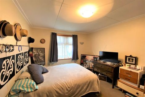 Photo of property in 27 Mcphee Street, Dannevirke, 4930